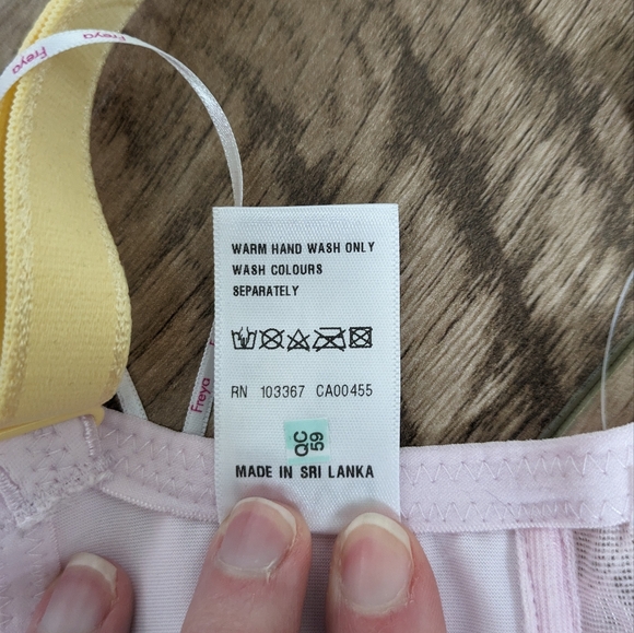 Freya Offbeat Side Support Bra - 28F - Picture 9 of 14